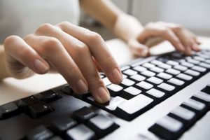 Keyboard_and_hands_small